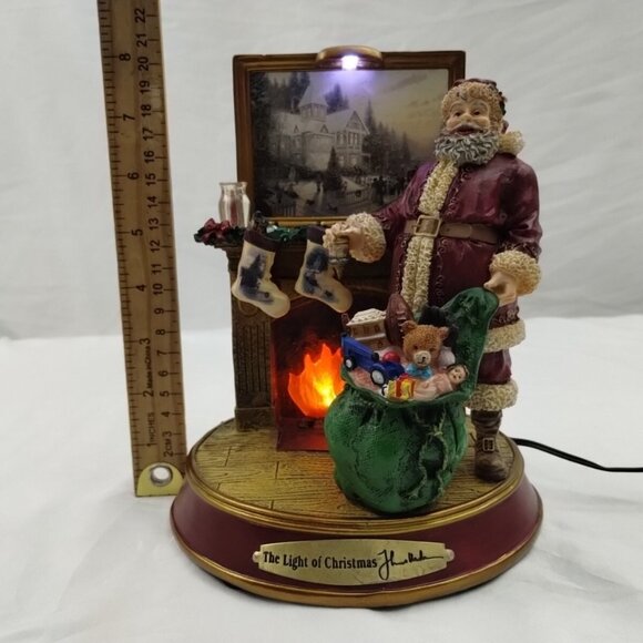 Collectible Thomas Kinkade The Light Of Christmas Illuminated Santa W/ Adapter - Picture 2 of 16